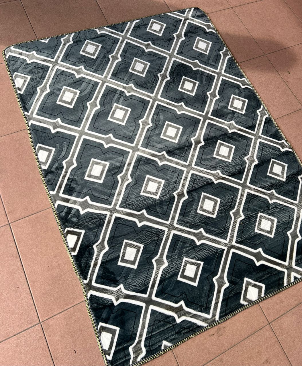 Super Mink Carpet – Ultra Soft & Luxurious | Multiple Sizes & Designs