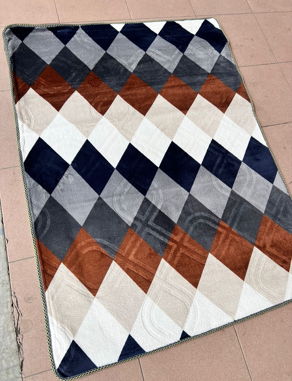 Super Mink Carpet – Ultra Soft & Luxurious | Multiple Sizes & Designs